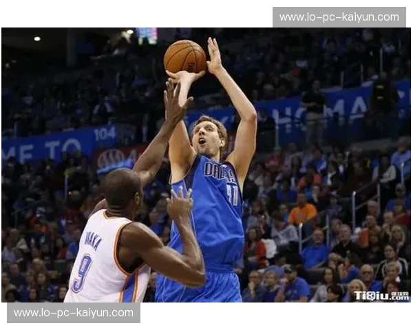 俄城风暴遇上独行侠之魂：2012年雷霆与小牛的经典对决，一场青春与经验的碰撞